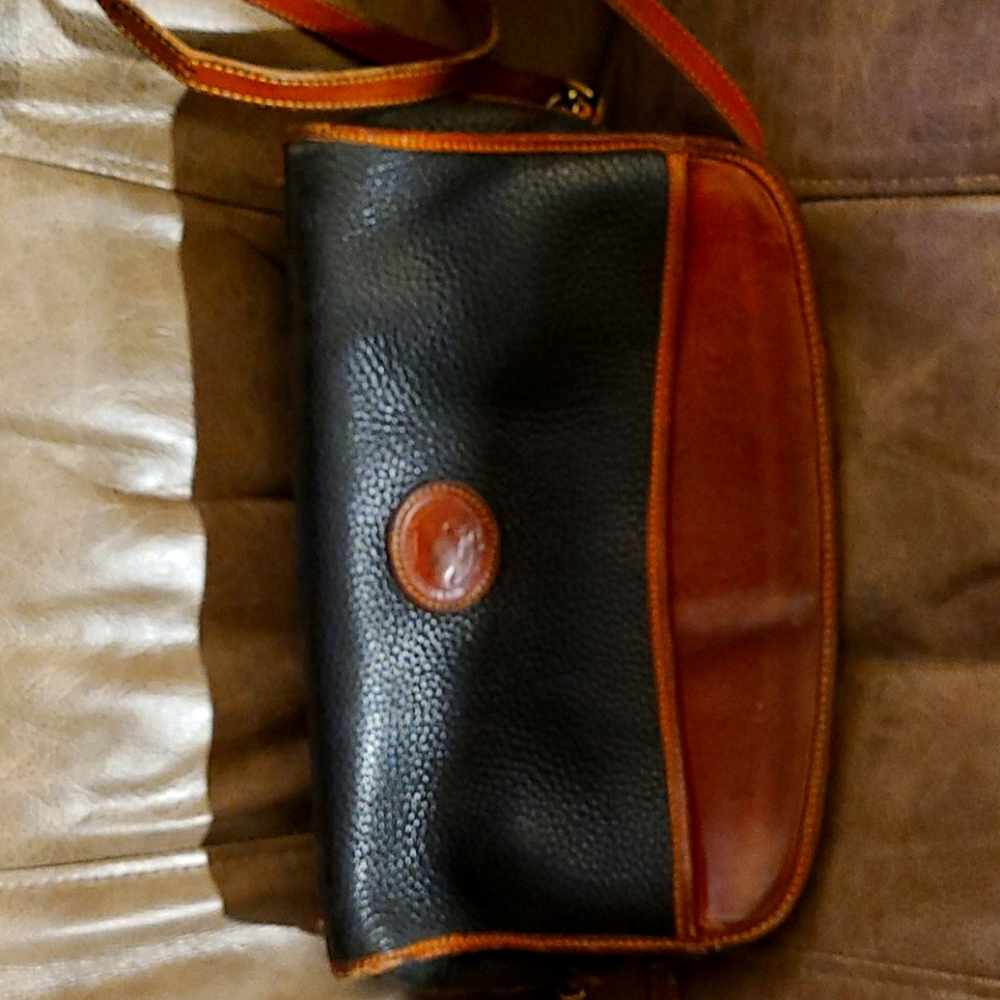 Doonie Burke Black Purse with Shoulders Strap
